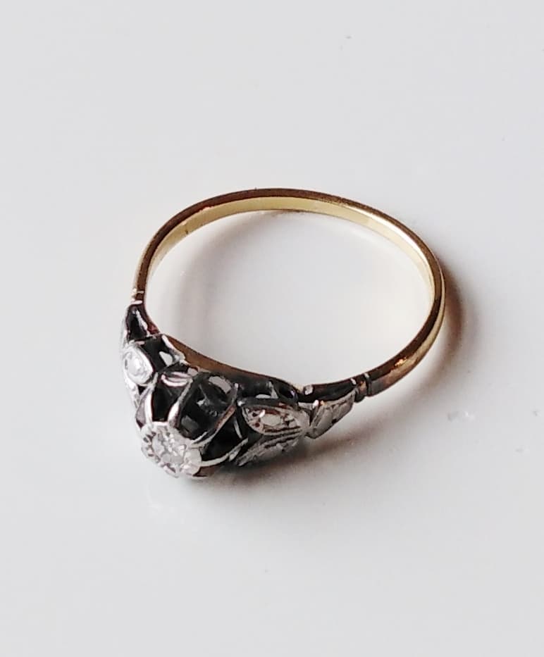 Vintage 18ct Gold & Platinum Solitaire Diamond Ring